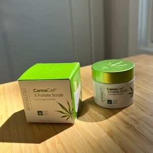 38% off 🥬 Natural Exfoliating Scrub  🥬